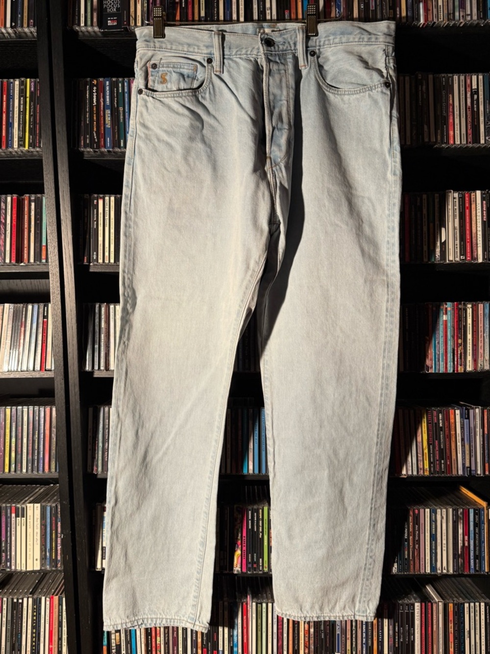 Todd Snyder Classic fit selvedge denim in 100% cotton light wash